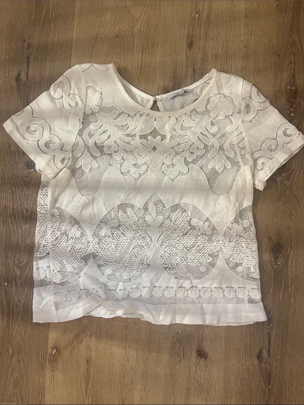 Acemi White Lace Short-Sleeve Floral Appliqué Blouse